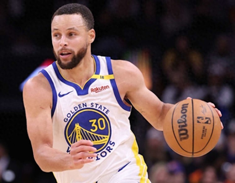 爵士绝杀时刻，三连败点燃赛场，格林迎来胜利！