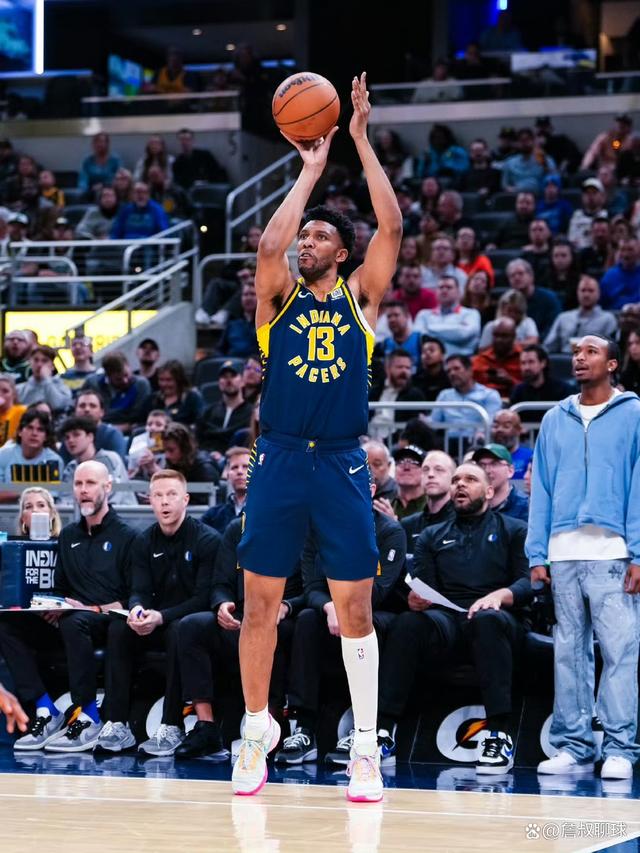 步行者狂砍约基奇分,爆发新星迎来新赛季高光! 步行者狂砍约基奇分,爆发新星迎来新赛季高光!